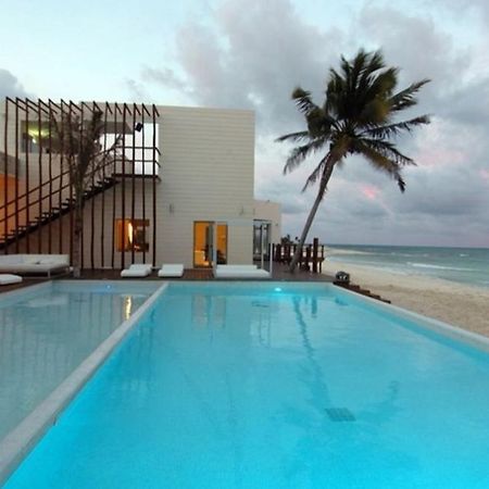 Beachside Corasol El Amanecer De Frida Para 2 Personas Playa del Carmen Eksteriør bilde