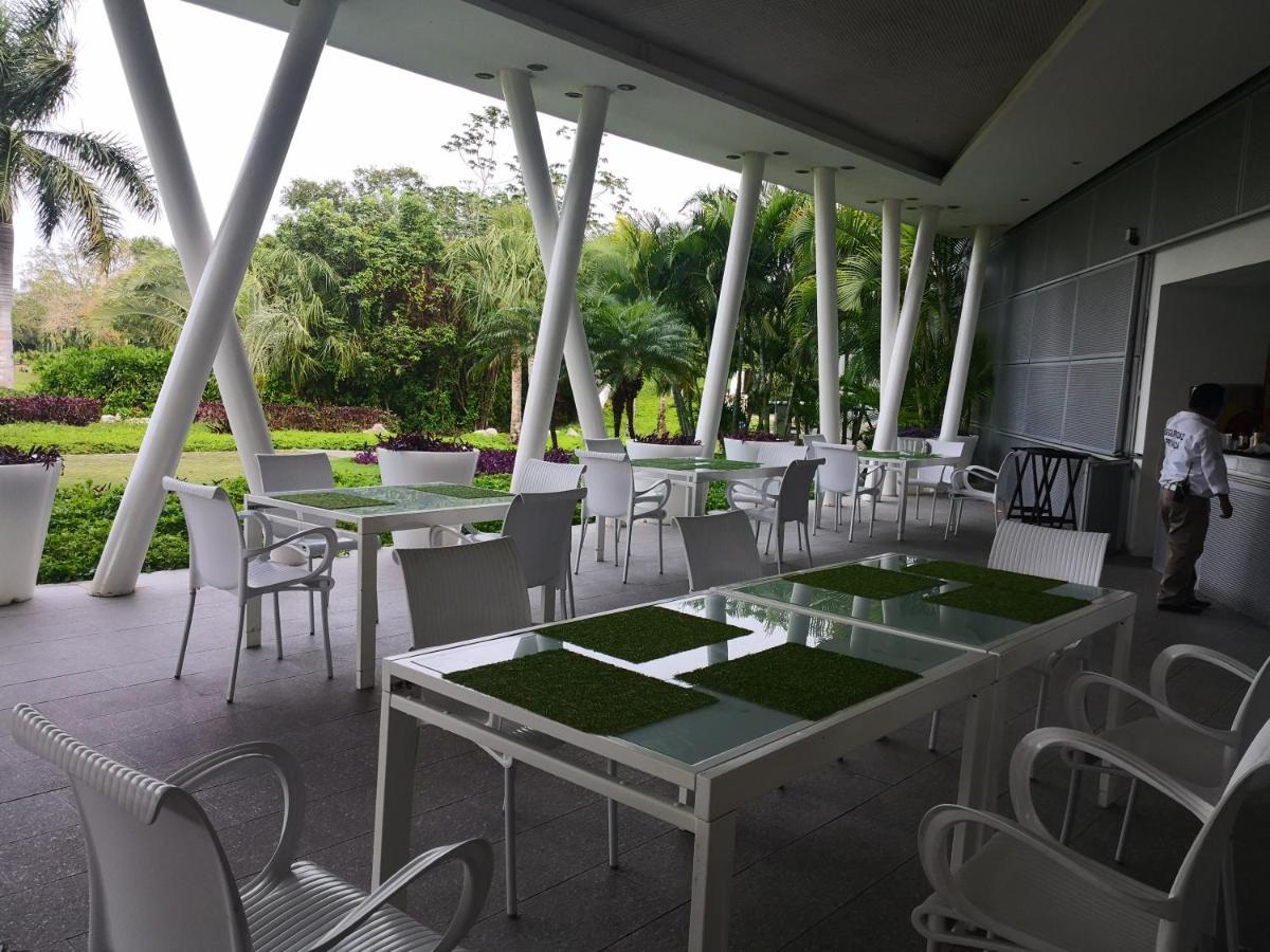 Beachside Corasol El Amanecer De Frida Para 2 Personas Playa del Carmen Eksteriør bilde